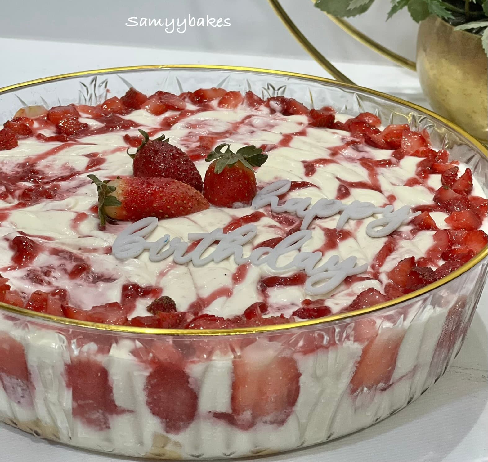 Strawberry tiramisu